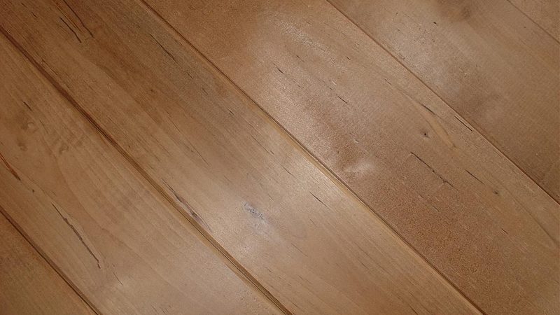 SPC地板：揭秘尺寸规格背后的秘密